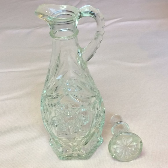 FINAL SALE PRICE Beautiful Sugar/Creamer and Cruet Set - Picture 5 of 8